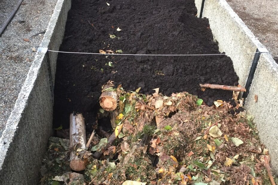 Raised Garden Bed Soil, HugelKulture